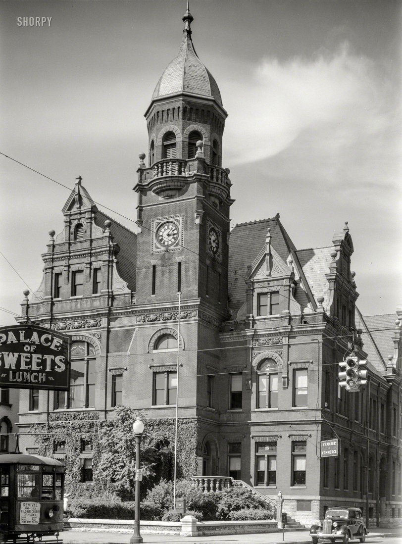 June 1938. "City hall and courthouse in Vincennes, Indiana." Behold the Palace of Tweets, formerly known as the White House. Medium format negative by Arthur Rothstein for the Resettlement Administration. View full size.
