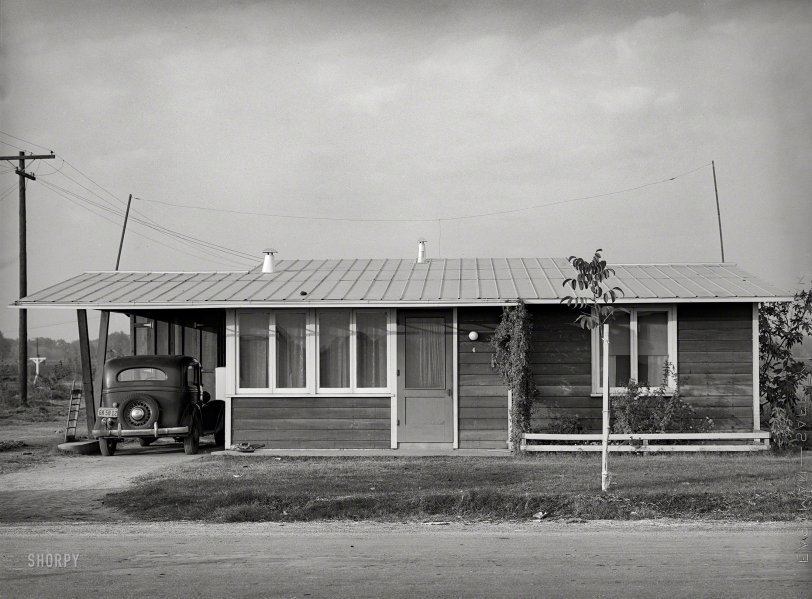 Modern Ranch: 1940