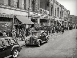 April 1941. "The movies are popular in the Negro section of Chicago. Regal Theater and Savoy Ballroom in the Southside neighborhood." Medium format negative by Russell Lee for the Farm Security Administration. View full size.