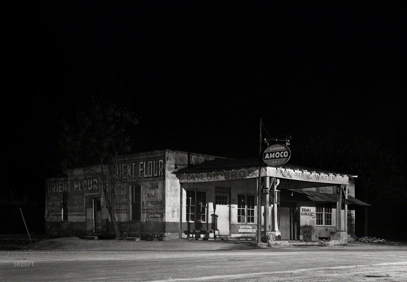 Dean's Garage: 1941
