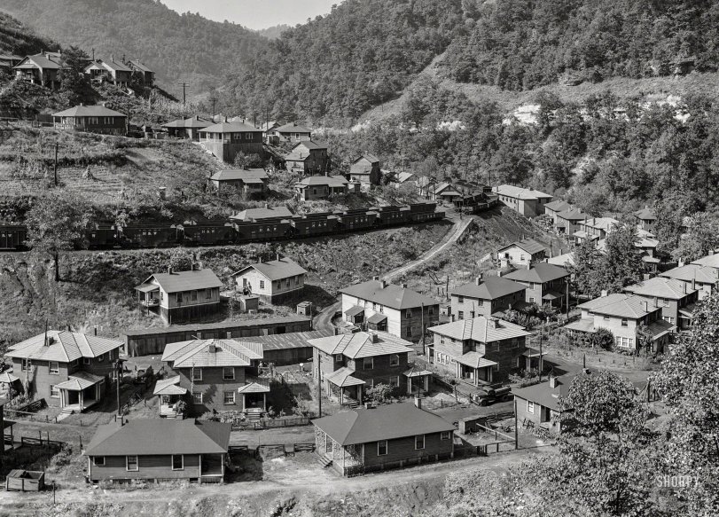 September 1938. "Coal mining community near Welch, West Virginia." Medium format acetate negative by Marion Post Wolcott. View full size.
