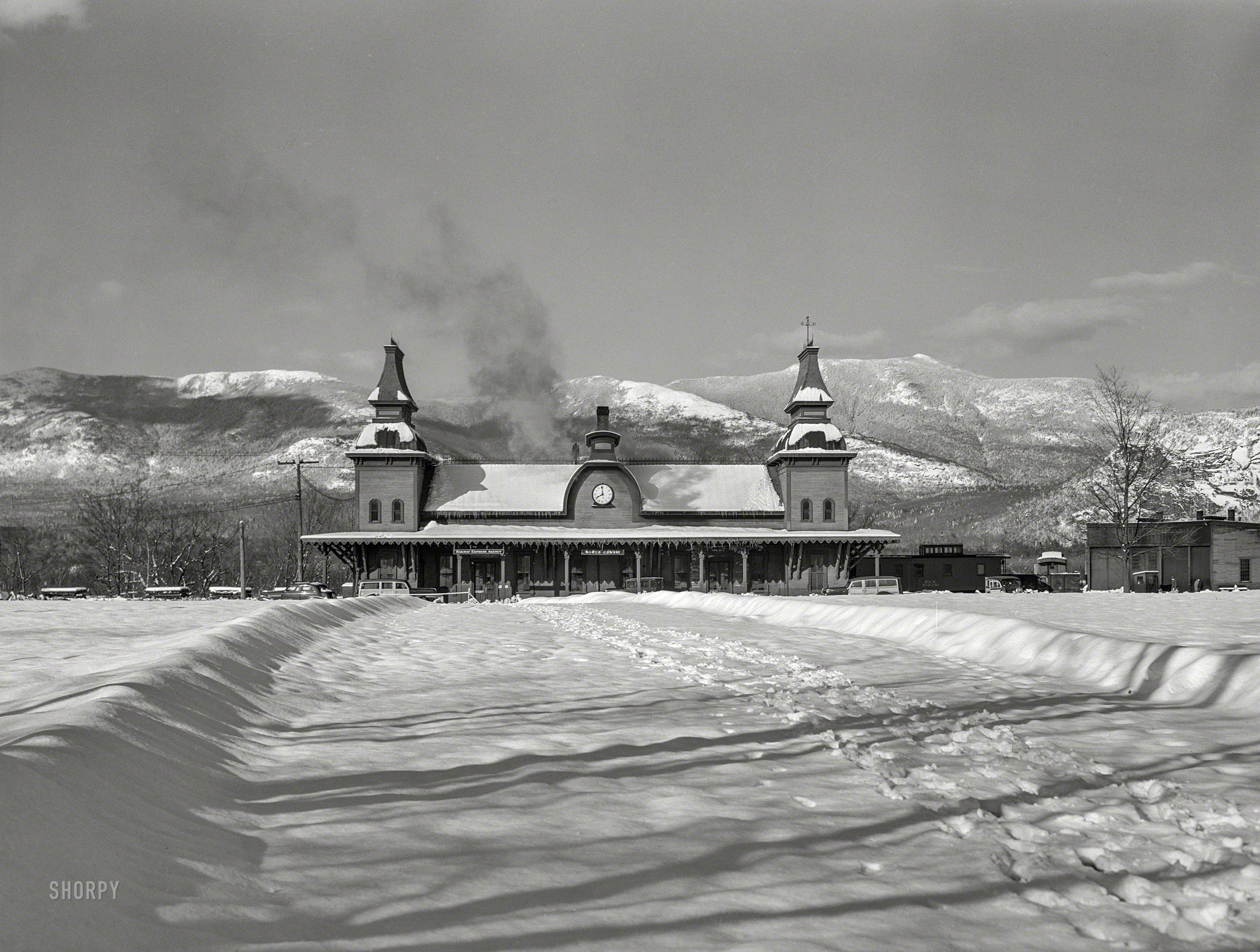 February 1940. "Railway station in North Conway, New Hampshire." Medium format acetate negative by Marion Post Wolcott for the Farm Security Administration. View full size.