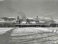 February 1940. "Railway station in North Conway, New Hampshire." Medium format acetate negative by Marion Post Wolcott for the Farm Security Administration. View full size.