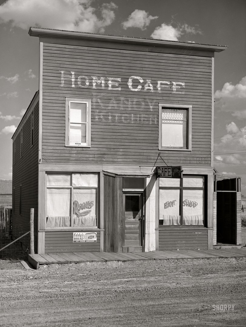 Ghost Cafe: 1941
