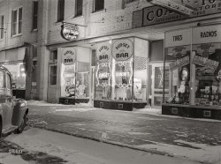 Frosty Mugs: 1940