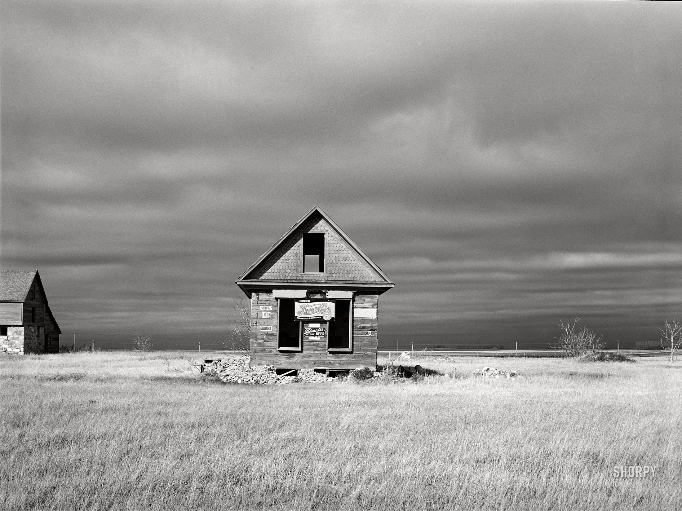 October 1940. "Abandoned farmhouse. Ward County, North Dakota." Medium format acetate negative by John Vachon for the Farm Security Administration. View full size.