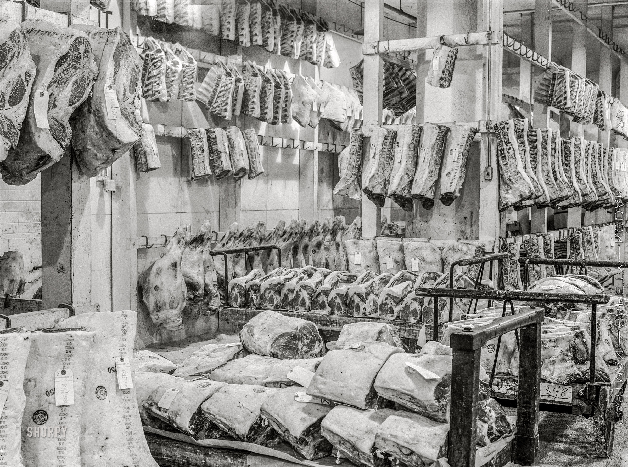 June 1941. "Chicago, Illinois. Meat in cold storage. Davidson Meat Company, supplier of hotels, restaurants, etc." Medium format negative by John Vachon. View full size.