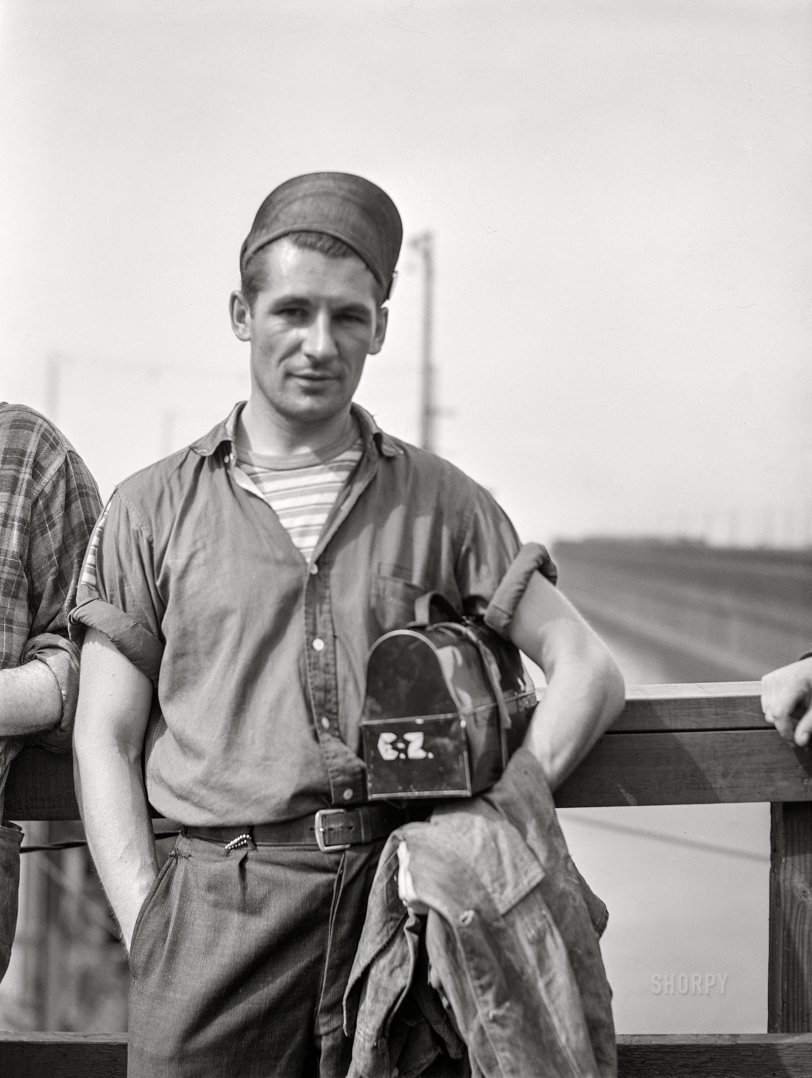 August 1941. "Ore puncher waiting for change of shift. Allouez, Wisconsin." Medium format acetate negative by John Vachon for the Farm Security Administration. View full size.
