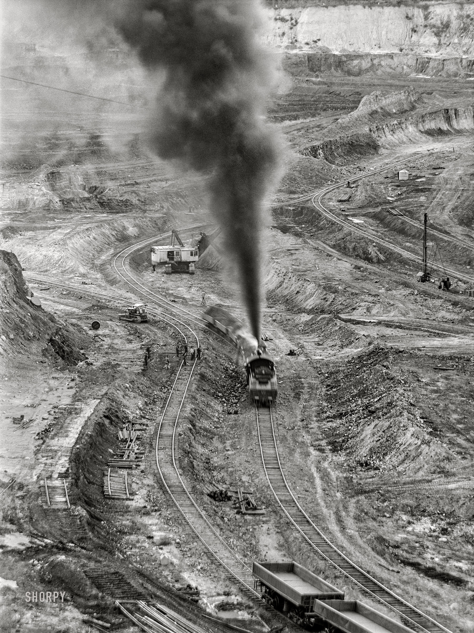 August 1941. "Hull-Rust-Mahoning, world's largest open pit iron mine, near Hibbing, Minnesota." Medium format acetate negative by John Vachon. View full size.