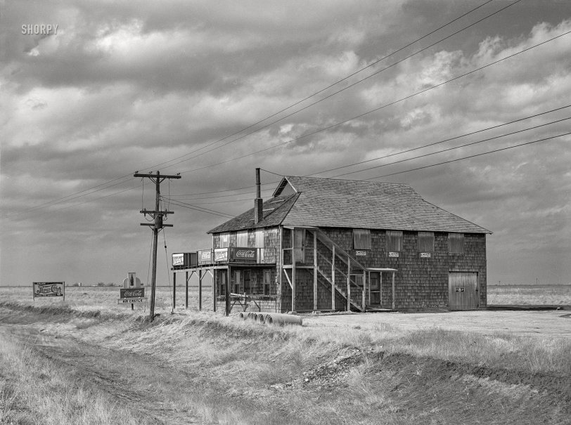 February 1942. "Bates County relocation project, Missouri. Abandoned roadhouse." Medium format acetate negative by John Vachon for the Office of War Information. View full size.
