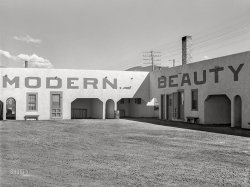 Modern Beauty: 1942