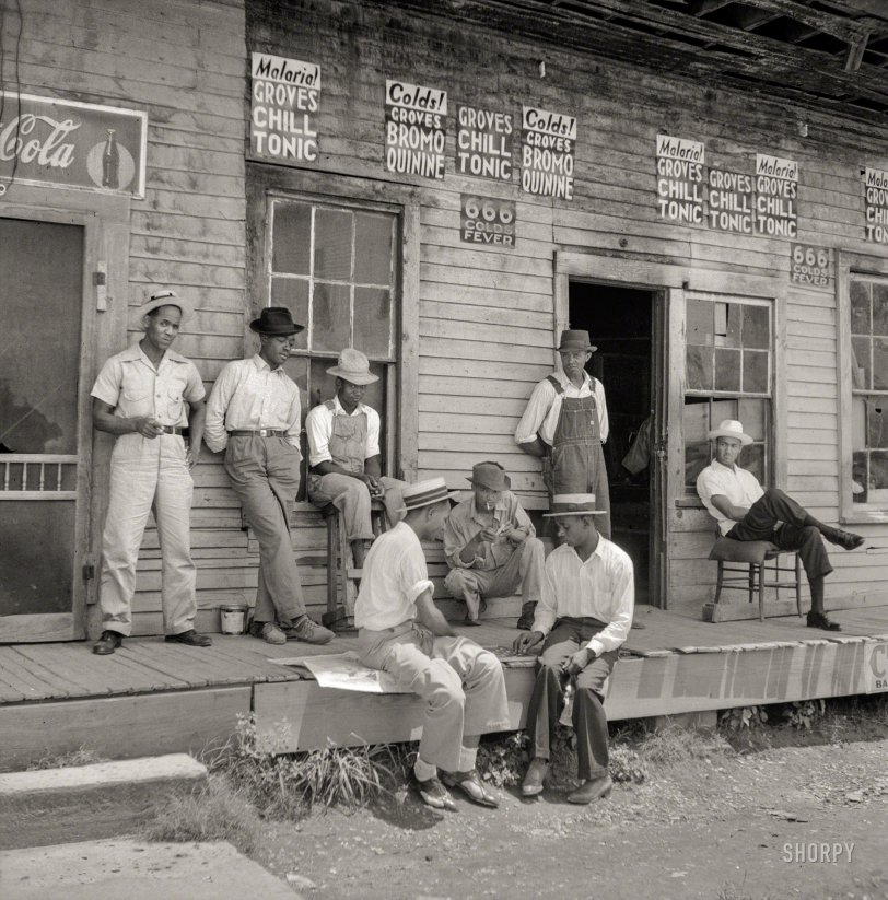 August 1940. "Port Gibson, Mississippi." Habitues of the Dreamboat Inn, last seen here. Medium format negative by Marion Post Wolcott. View full size.
