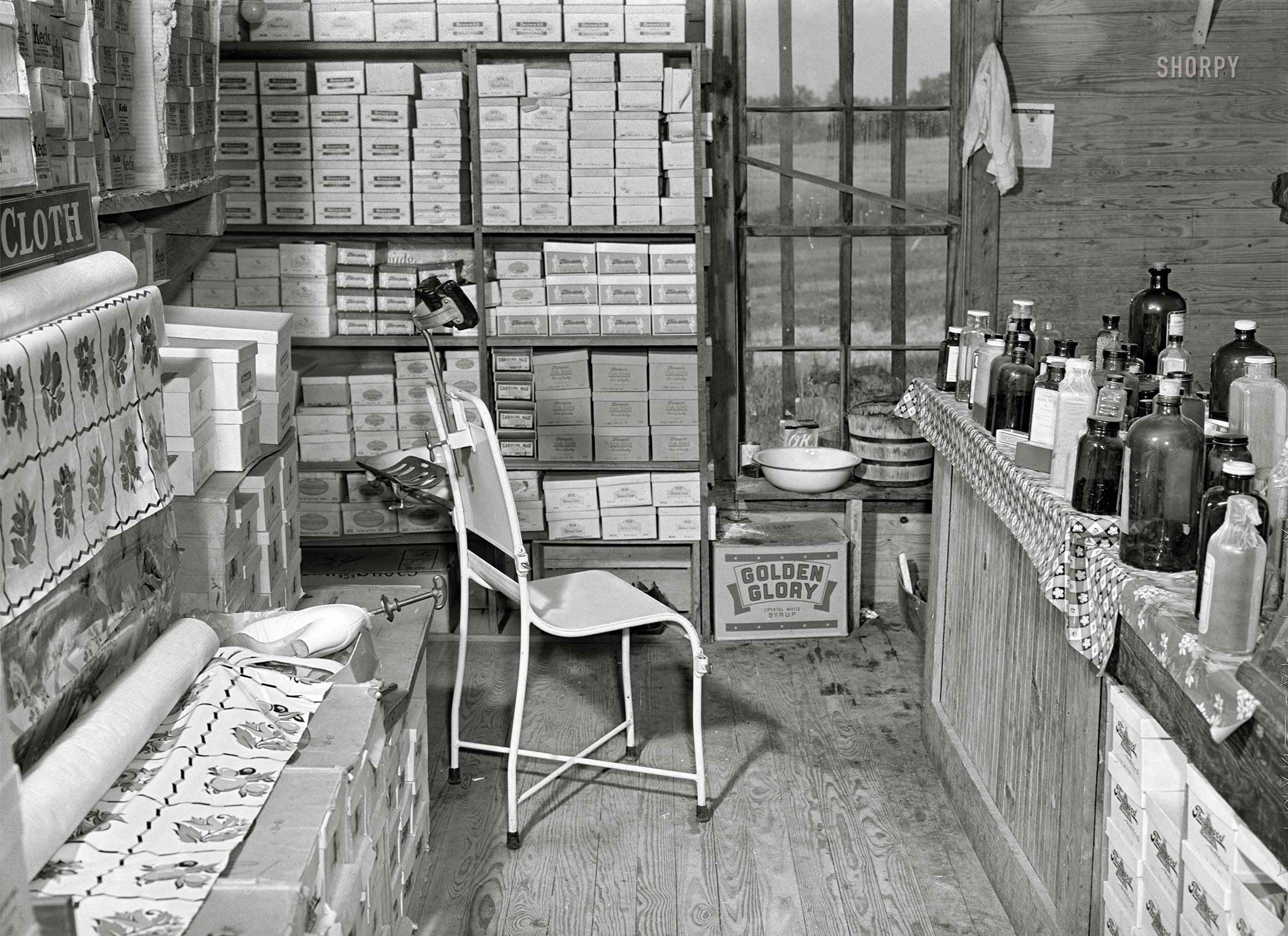 May 1940. "Doctor's office in rear of country store. Faulkner County, Arkansas." Acetate negative by Marion Post Wolcott for the Farm Security Administration. View full size.