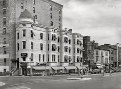 Washington, D.C., circa 1941. "Thomas Circle at 14th Street N.W." And yet another Peoples Drug Store. Medium format acetate negative with no photographer credit. View full size.