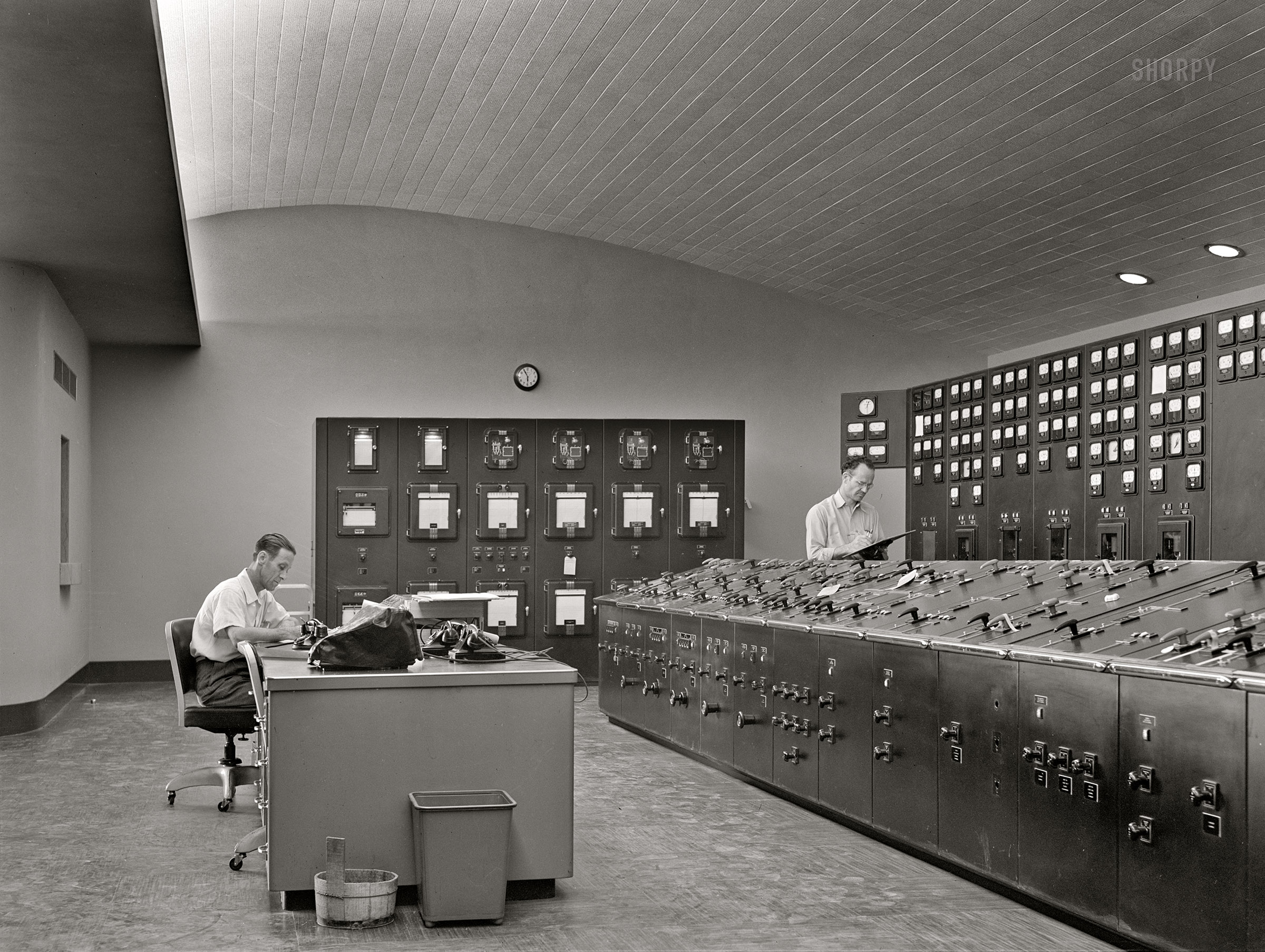 June 1942. "Watts Bar Dam, a Tennessee Valley Authority (TVA) project. Control room." Medium format acetate negative by Arthur Rothstein. View full size.