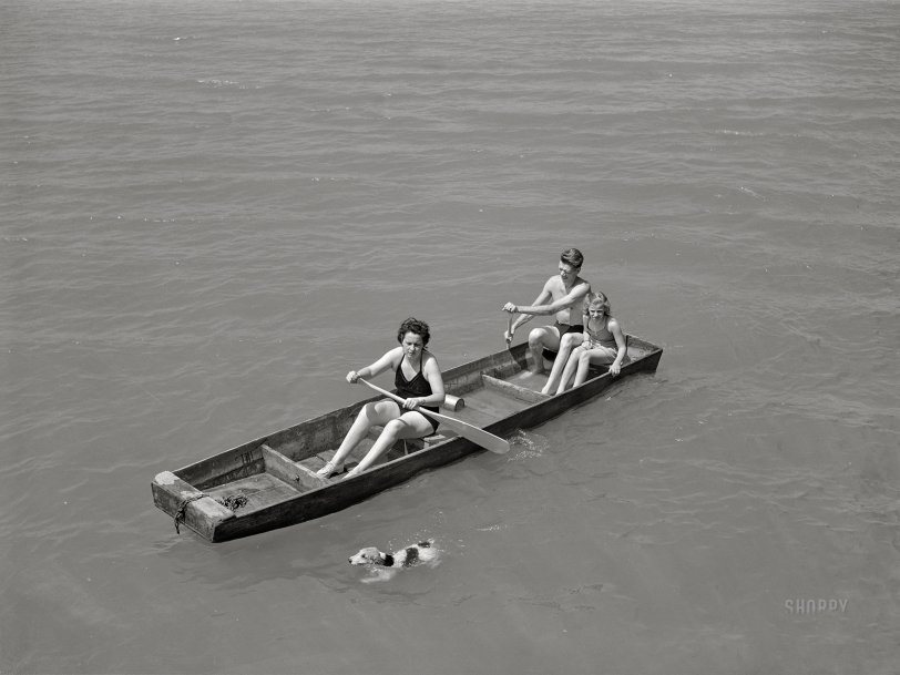 June 1942. "Sheffield, Alabama (Tennessee Valley Authority). Kenneth C. Hall, wife and daughter rowing on the Tennessee River." Acetate negative by Arthur Rothstein. View full size.
