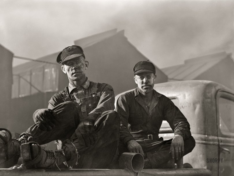 November 1942. "Sunray, Texas. Workers at a carbon black plant." Medium format acetate negative by John Vachon for the Office of War Information. View full size.