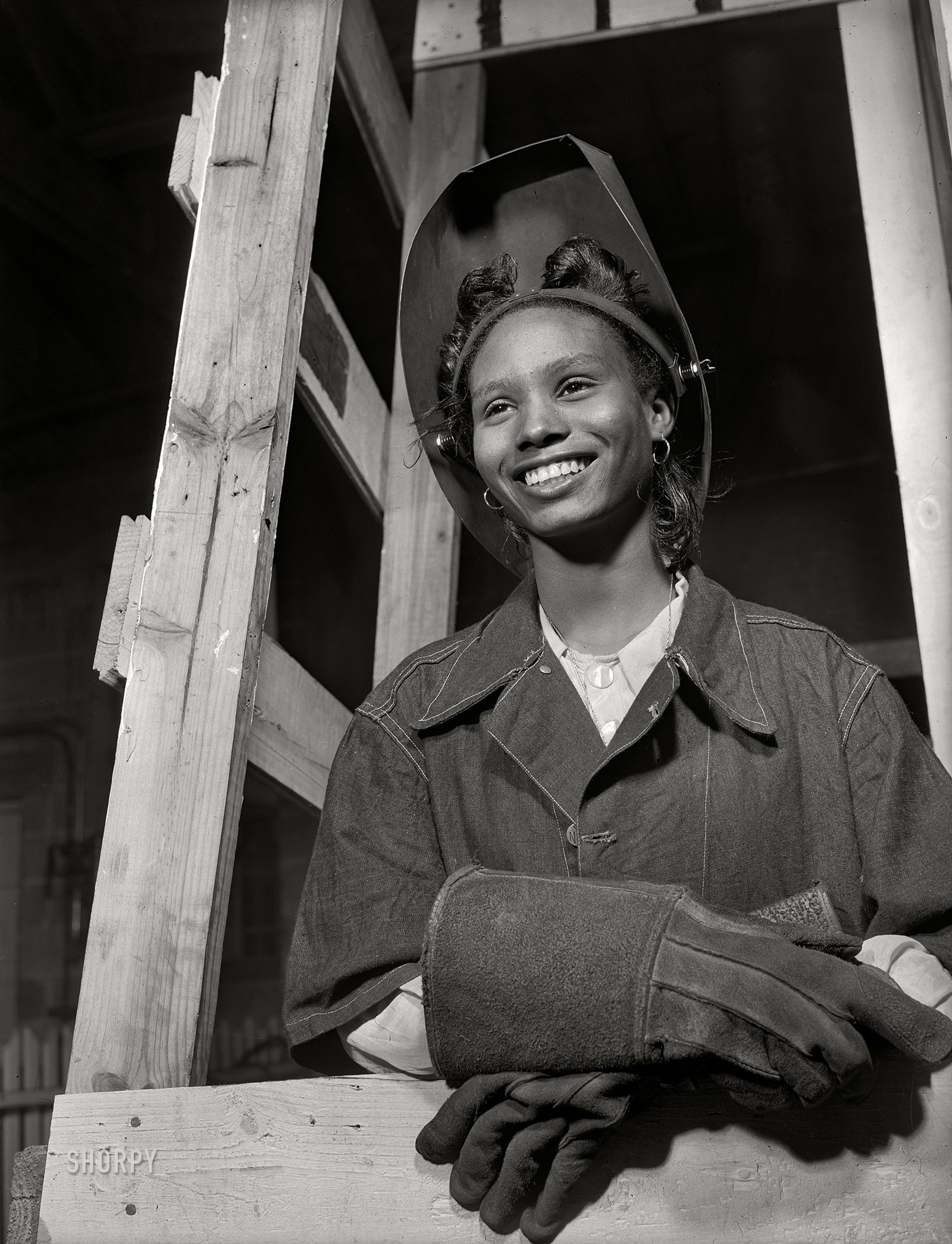 January 1943. "Daytona Beach, Florida. Bethune-Cookman College. Girl welder in the National Youth Administration school." Photo by Gordon Parks, Office of War Information. View full size.