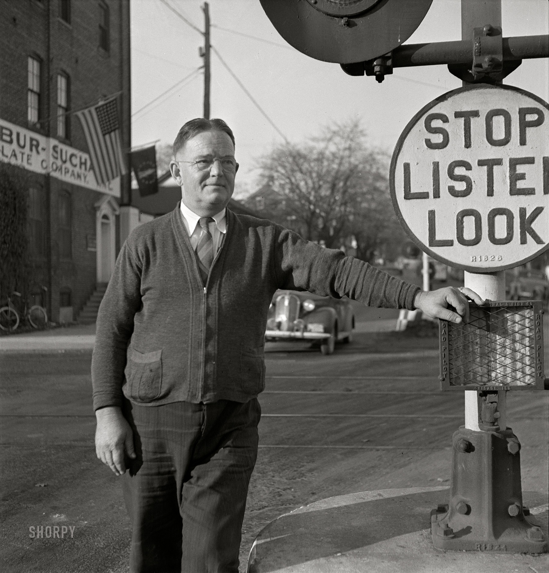 November 1942. Lititz, Pennsylvania. "Mr. O.K. Bushong, express agent. Two trains a day pass through Lititz on the Lancaster-Reading Railroad. He says that passenger trade has increased 100 percent since war." Photo by Marjory Collins, Office of War Information. View full size.