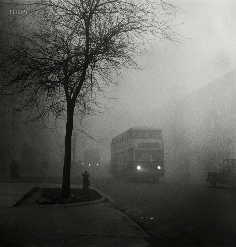 December 1942. "Chicago, Illinois. An unusually heavy fog in the early afternoon." Photo by Jack Delano for the Office of War Information. View full size.
