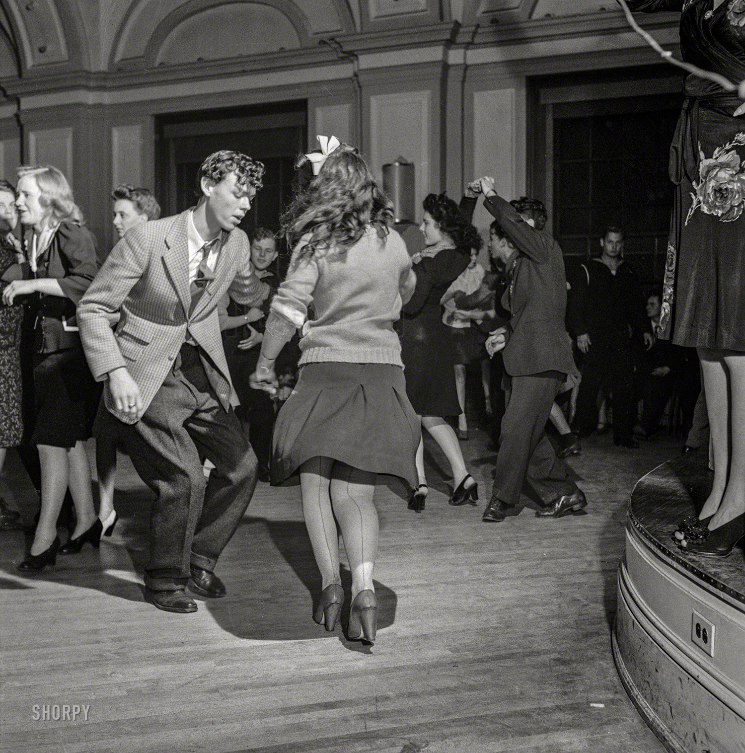 April 1943. Washington, D.C. "Jitterbugs at an Elks Club dance, the 'cleanest dance in town'." Photo by Esther Bubley, Office of War Information. View full size.