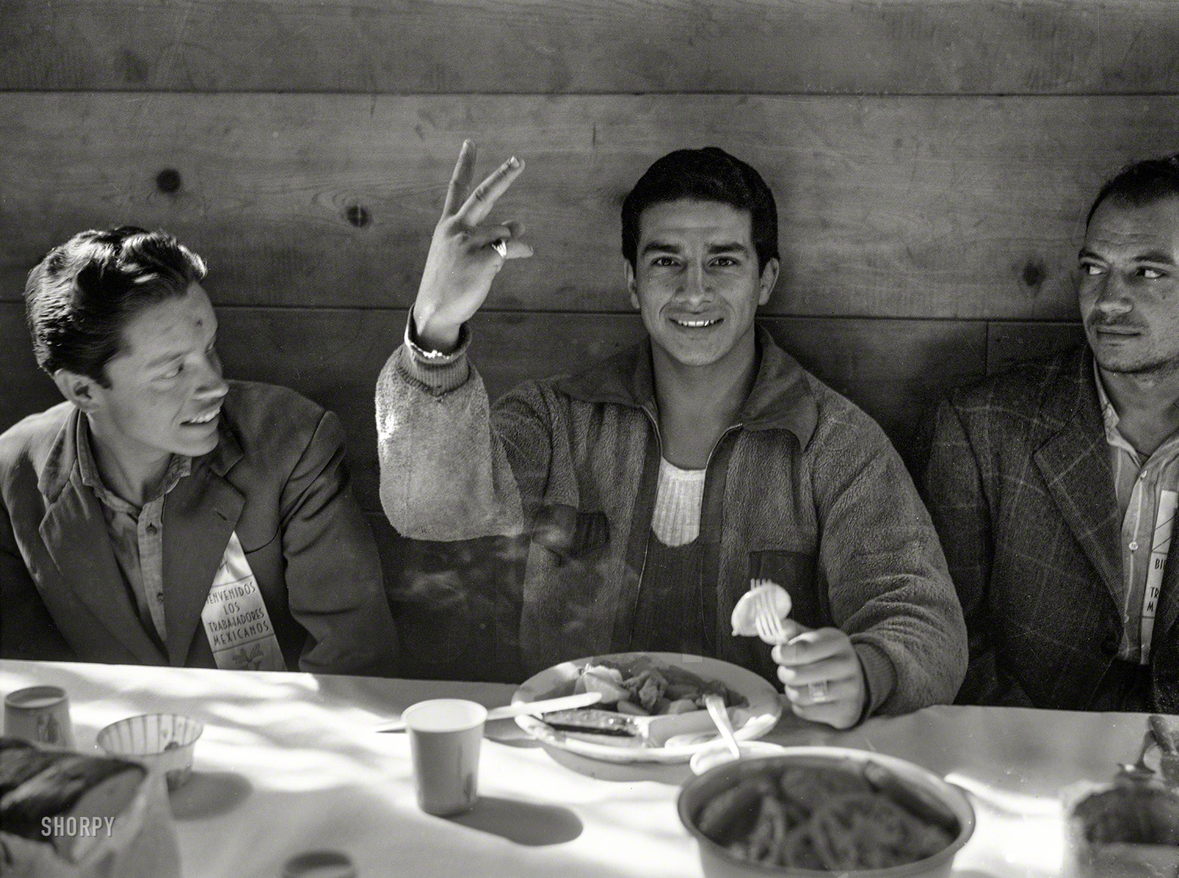 May 1943. "Stockton, California. Mexican agricultural laborers who have come to help harvest beets eating their lunch." Medium format nitrate negative by Marjory Collins for the Office of War Information. View full size.