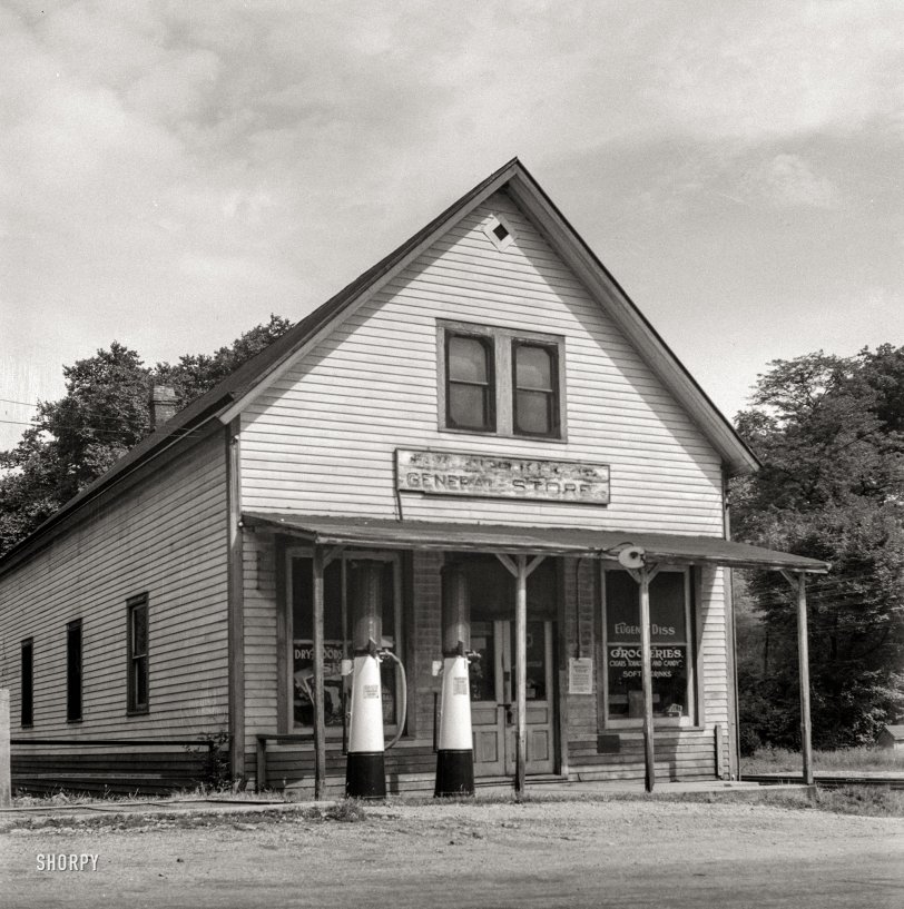 &nbsp; &nbsp; &nbsp; &nbsp; Two pumps, no waiting.
September 1943. "Gas station on the bus route between Columbus and Cincinnati." Photo by Esther Bubley for the Office of War Information. View full size.

