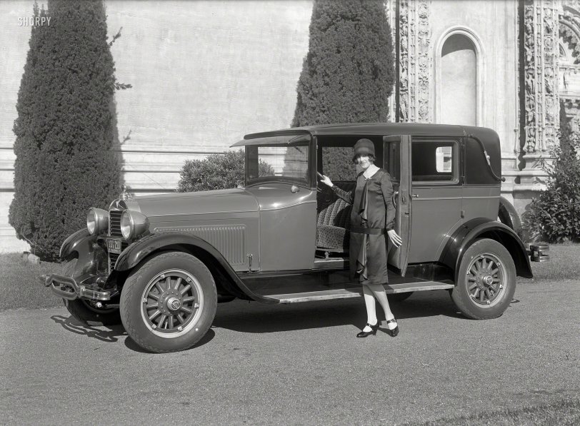 Modish Motorist: 1927