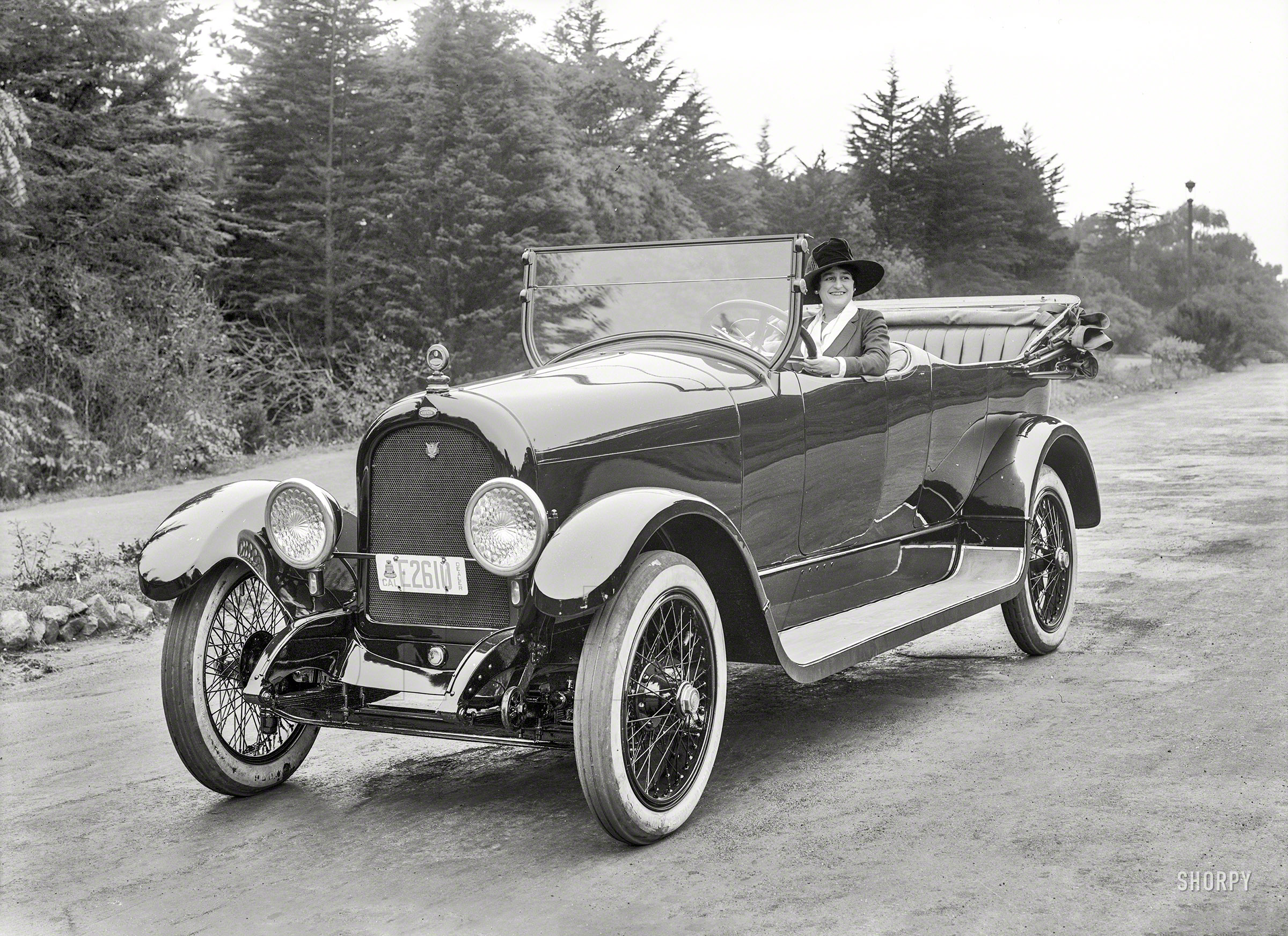 "Marmon touring car, San Francisco, 1918." Latest entry in the Shorpy Index of Ill-Fated Phaetons. 5x7 glass negative by Christopher Helin. View full size.