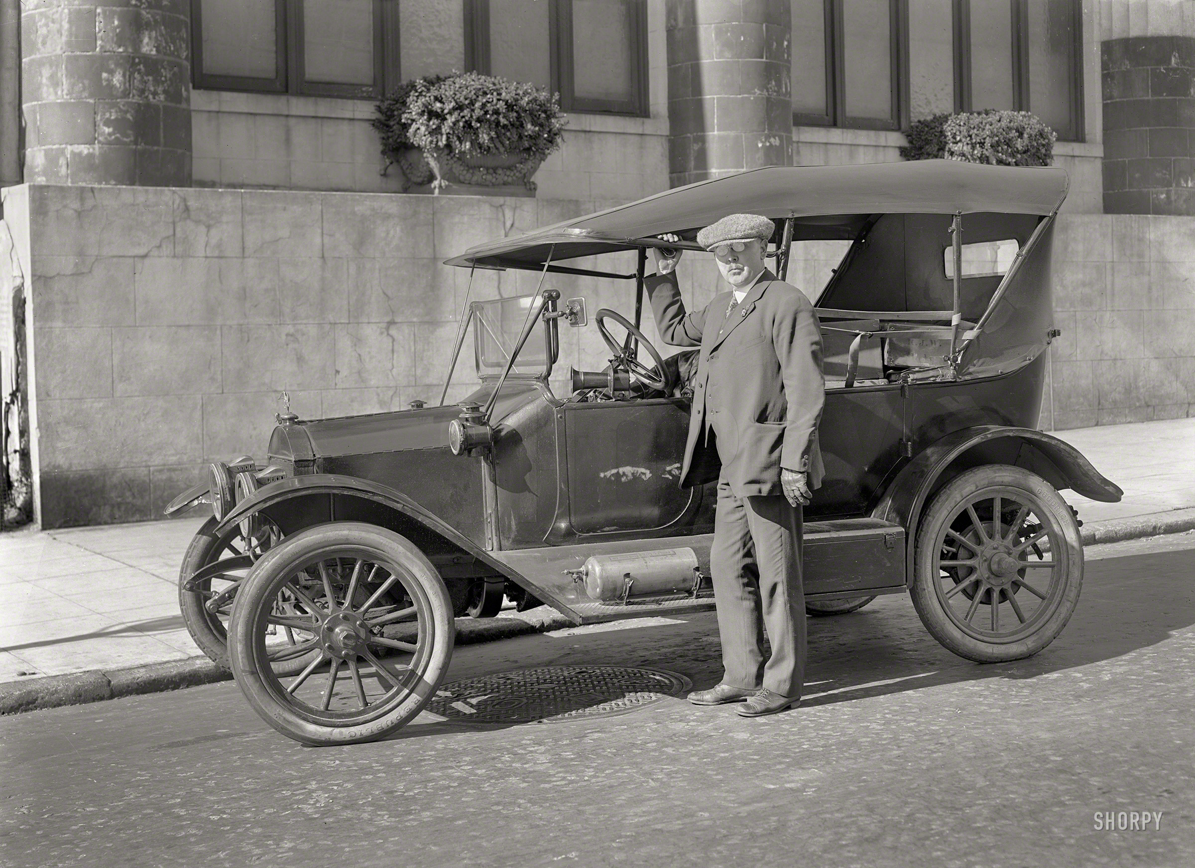 San Francisco circa 1918. "Studebaker." Well-used, with traveling cases marked "R.J.W." and "L.A." 5x7 glass negative by Christopher Helin. View full size.