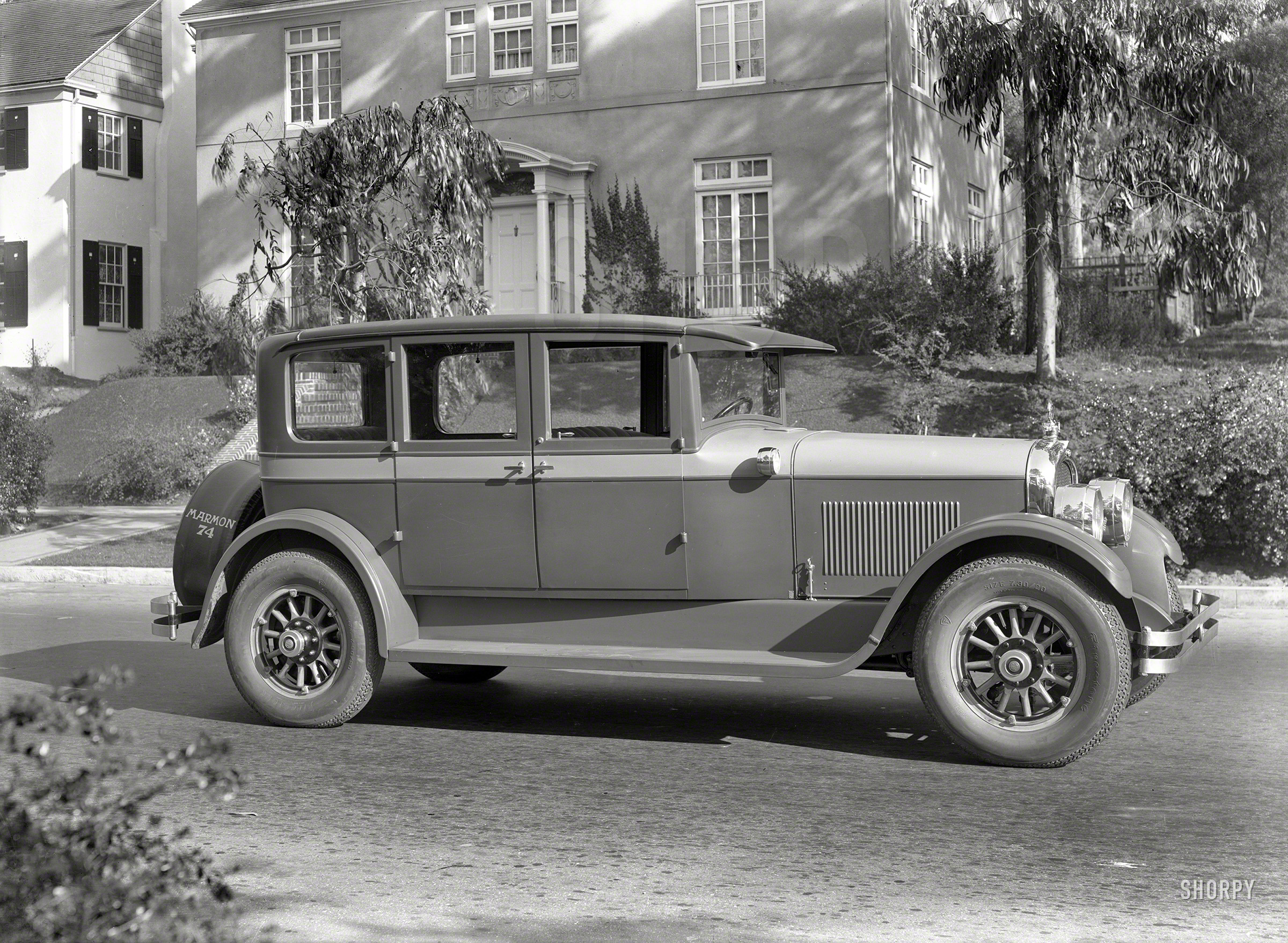 San Francisco circa 1925. "Marmon '74' Sedan." Advertised as "a luxurious closed car at practically the cost of an open car." Latest exhibit in the Shorpy Pantheon of Posthumous Phaetons. 5x7 glass negative by Christopher Helin. View full size.