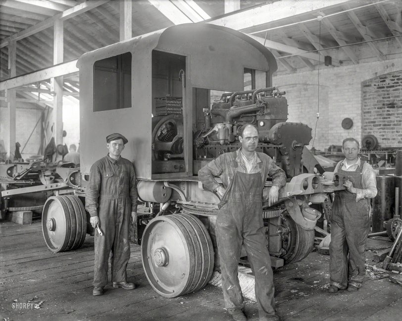 &nbsp; &nbsp; &nbsp; &nbsp; UPDATE: click here to see this beast in action!
"Fageol heavy truck assembly -- Oakland, California, factory, 1918." 8x10 inch dry plate glass negative by the Cheney Photo Advertising Company. View full size.
