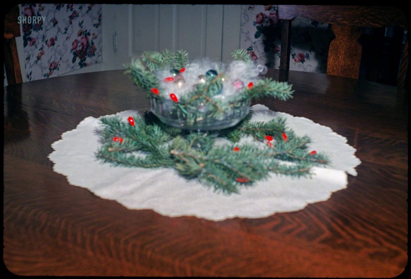 "Centerpiece before Christmas -- Dec 1951." The latest dispatch from Blue Earth, Minnesota. Kodachrome slide by Hubert or Grace Tuttle. View full size.