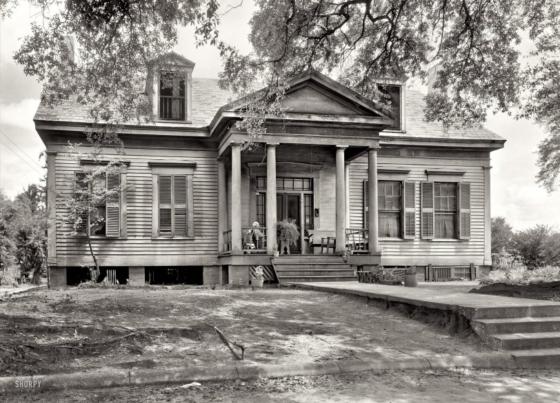 Granny's House: 1939