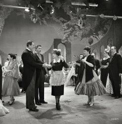 New York, 1952. "Martha Raye and Arthur Treacher on the set of her television show All-Star Revue." The sketch was called "The Butler." Photo by Charlotte Brooks for the Look magazine article "Perpetual Commotion."  View full size.