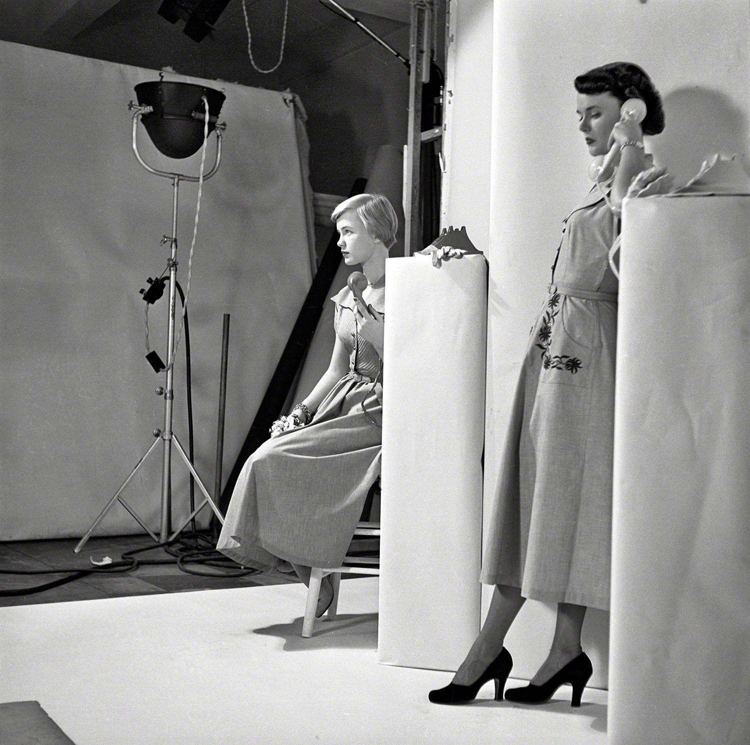 1949. "The mid-century look is now the American look. Photographs show people who personify the 'American look.' Nineteen-year-old fashion model Ann Klem is shown at work and at leisure. Includes Klem (seated) with another woman at a photographer's studio." From photos by Stanley Kubrick and Janet Mevi for the Look magazine assignment "American Look." View full size.