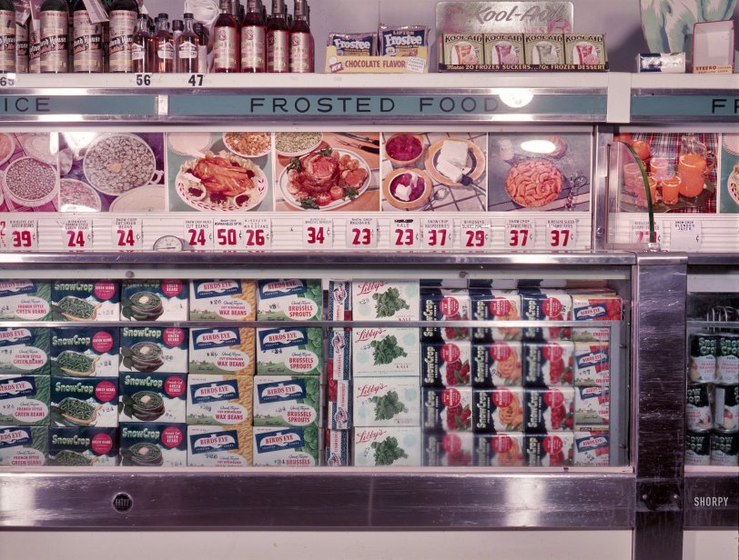 1952. "Grocery store display of frozen foods." Kodachrome by Charlotte Brooks or Arthur Rothstein for the Look magazine article "How Hot Are the Freezer Food Plans?" View full size.
