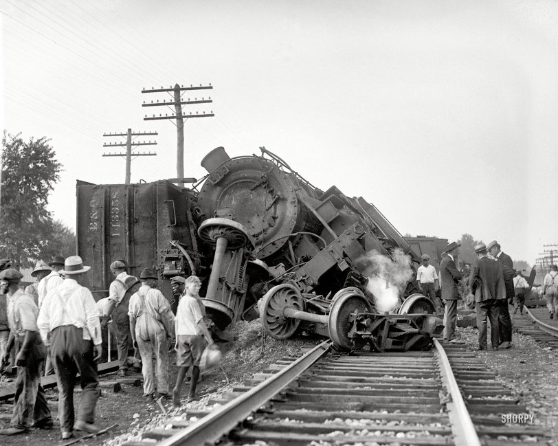 Train Wreck: 1922