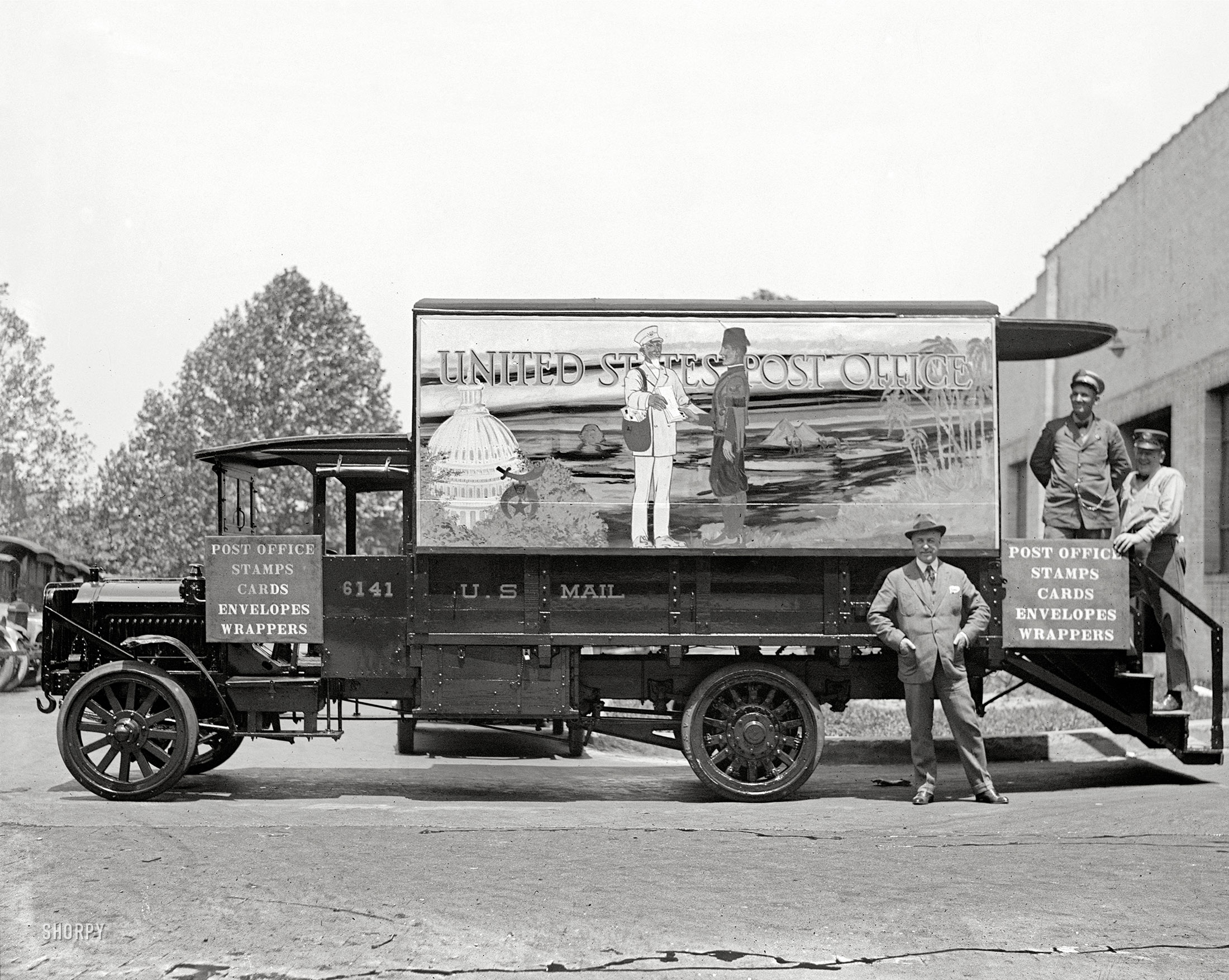 May 25, 1923. "Shrine post office." Set up for the big convention of Masonic orders held that year in Washington, D.C. The gent in front is Postmaster William M. Mooney. National Photo glass negative. View full size.
