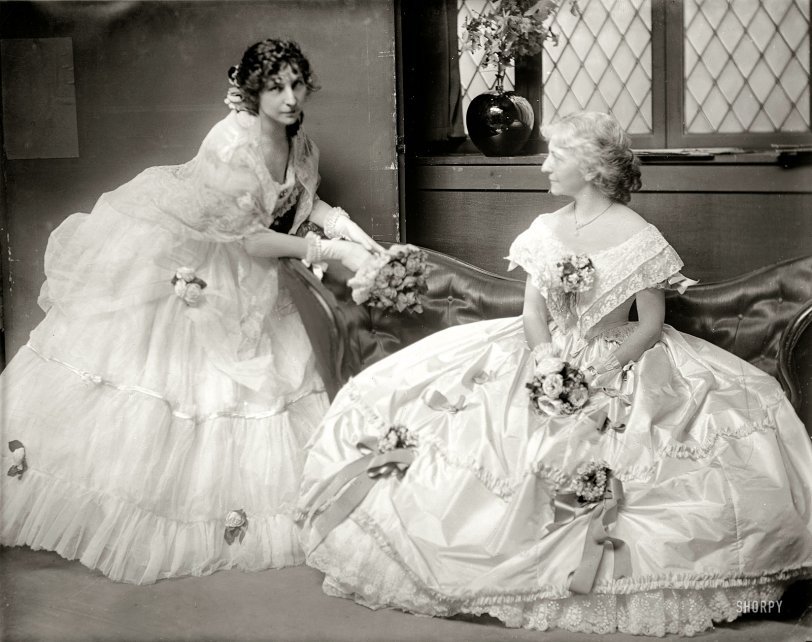 Ruffles and Flourishes: 1906