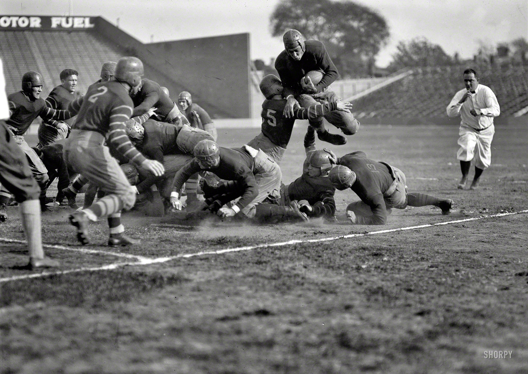 October 25, 1924. Washington, D.C. "Earl Goodwin, Georgetown-Bucknell." The Bisons spanked the Hilltoppers 14-6. National Photo Co. View full size.