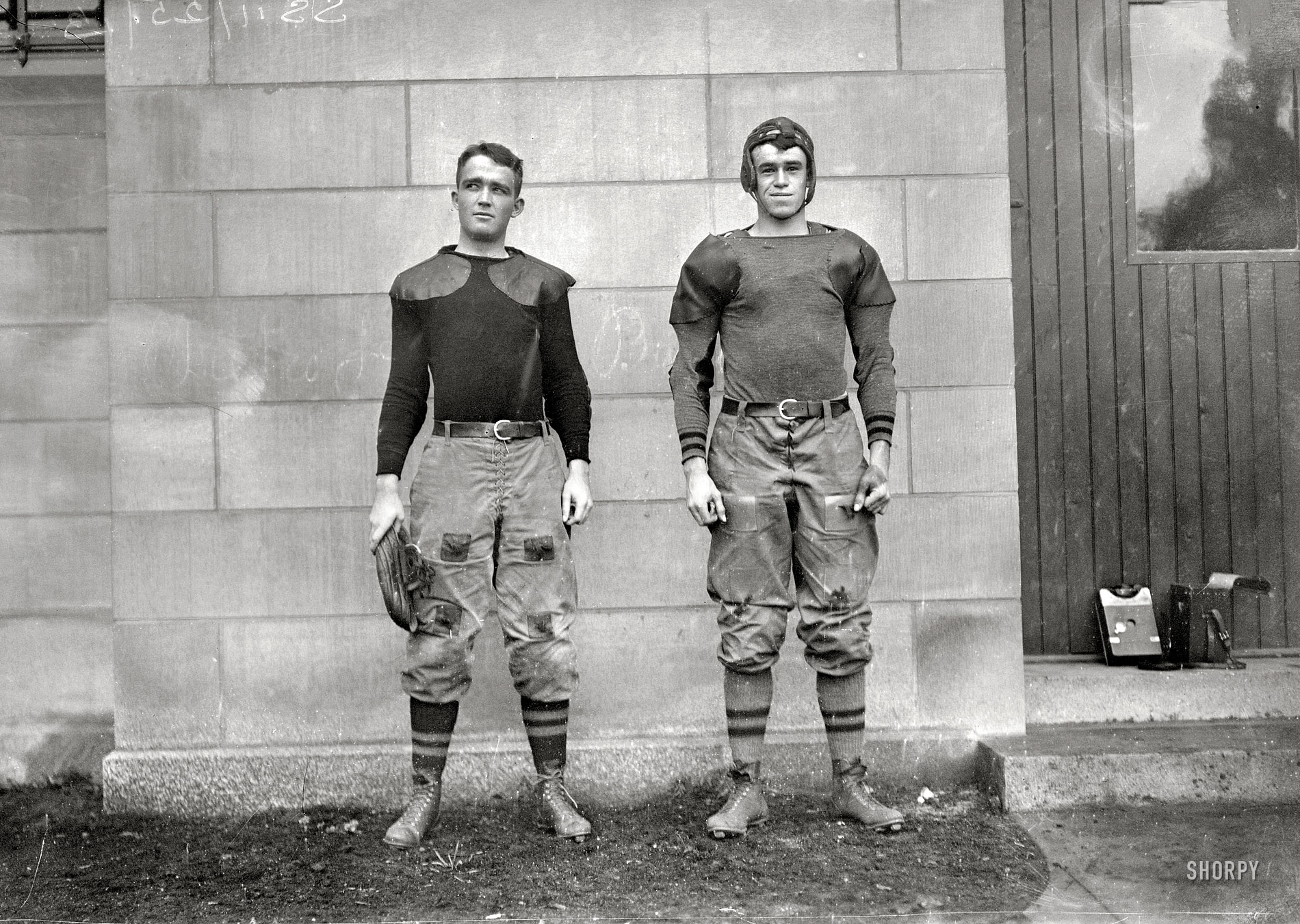 New York, November 25, 1913. "Mullins & Sullivan." West Point football players Charles Love Mullins Jr. and Joseph Pescia Sullivan, future major generals from the Class of 1917. 5x7 glass negative, Bain News Service. View full size.