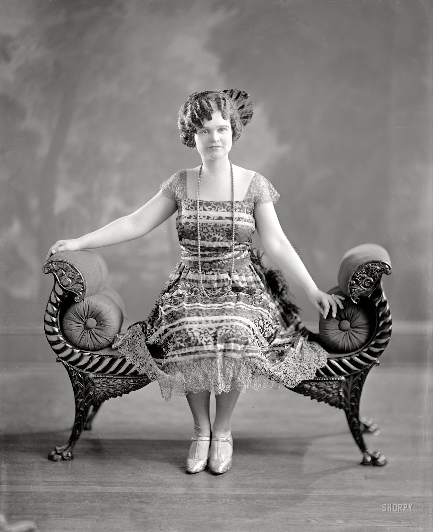 Washington, D.C., circa 1925. "Miss M.K. Little." Wondering, perhaps, if anyone out there in 21st century will remember her. Harris & Ewing. View full size.