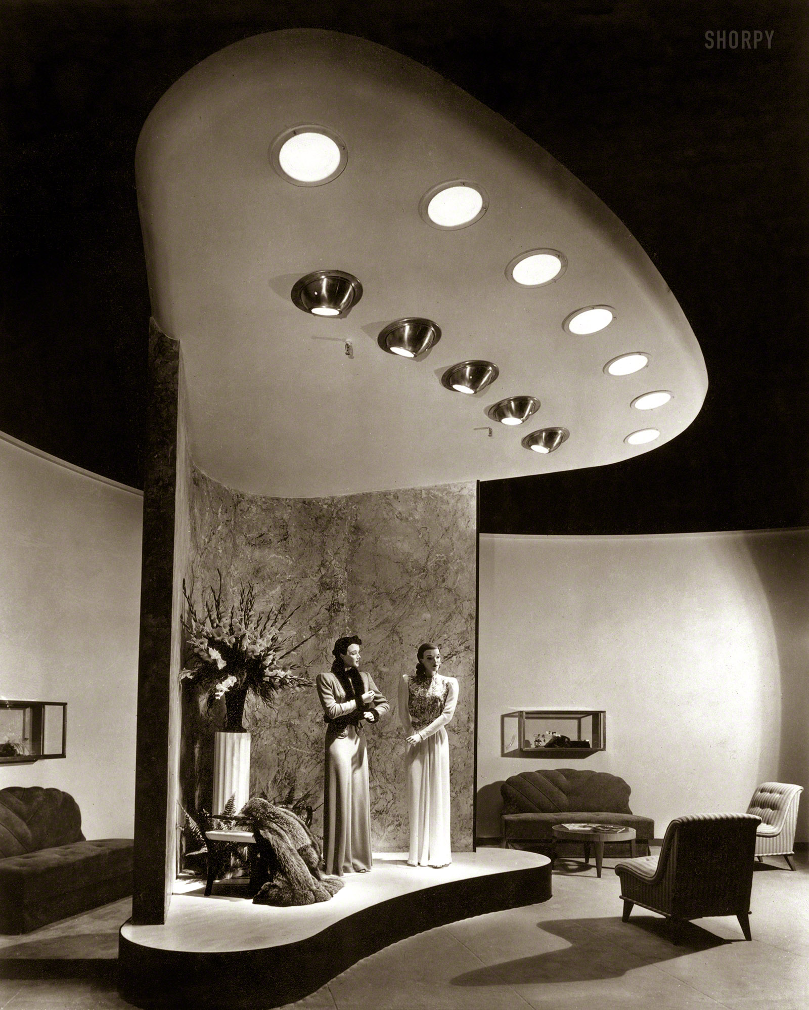 1940. "L. Bamberger & Co., Newark, New Jersey. Quality Dress Salon. Interior view. Raymond Loewy Corp., architect." Eljay Photo Service. View full size.