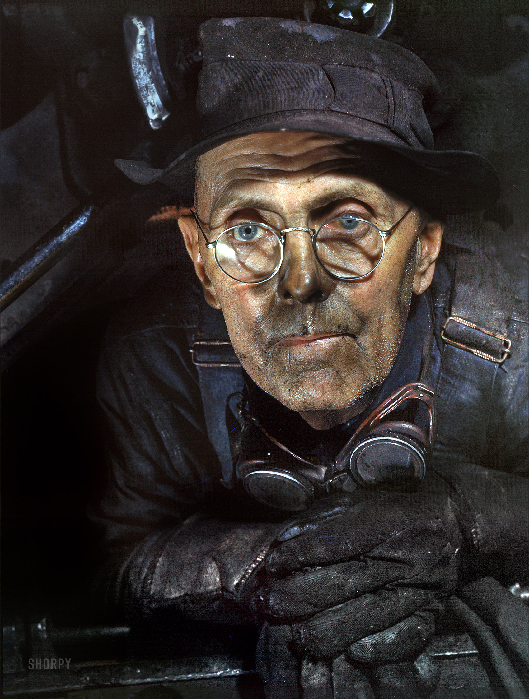 December 1942. Melrose Park, Ill. "L. Logan, of West Chicago, boilermaker at the Proviso Yard roundhouse, Chicago & North Western R.R." 4x5 Kodachrome transparency by Jack Delano, Office of War Information. View full size.