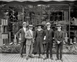 Washington, D.C., circa 1917. "Andrews Paper Co. employees." I wonder which one was the Dwight-equivalent. Harris & Ewing glass negative. View full size.