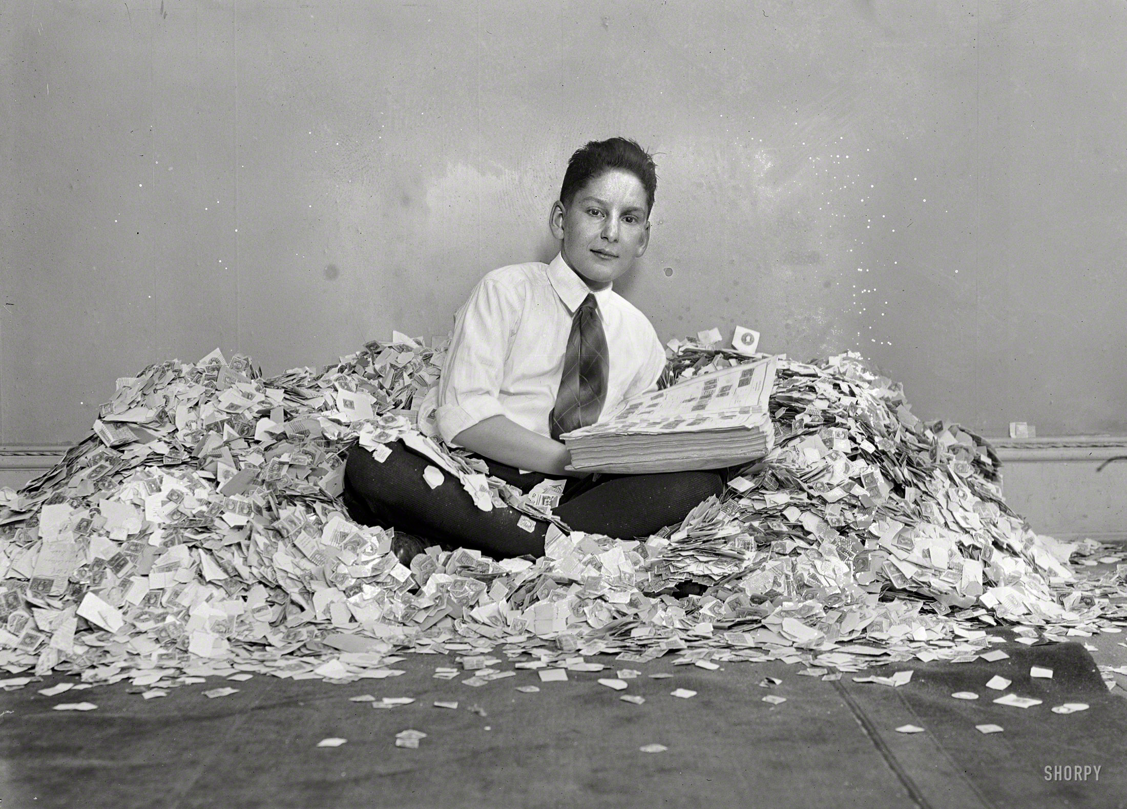 Nov. 30, 1920. Washington, D.C. "Charles M. Schwab, of the Kalorama Apartments, probably has the largest collection of stamps in the East. This is a pile of approximately two million." National Photo glass negative. View full size.