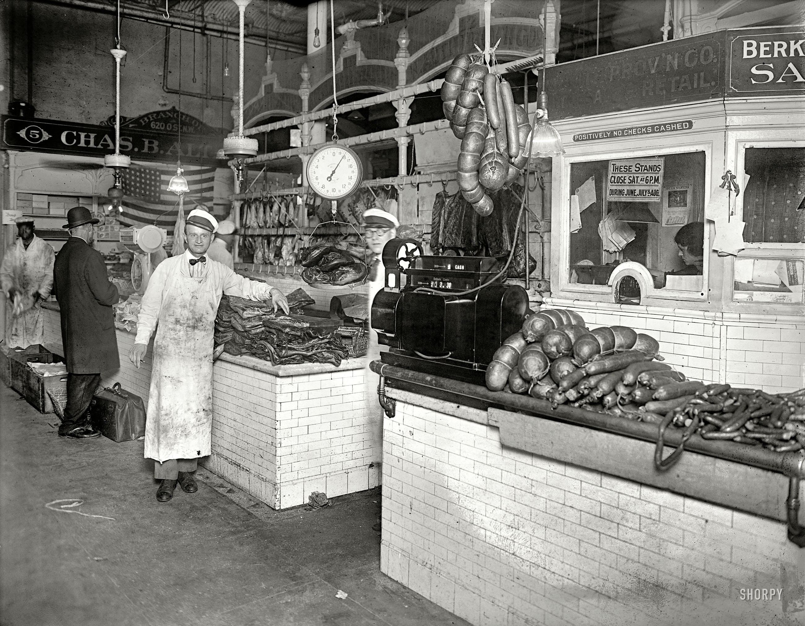 Washington, D.C., circa 1924. "Stephen Frank -- Auth Provision Co., Center Market." National Photo Company Collection glass negative. View full size.