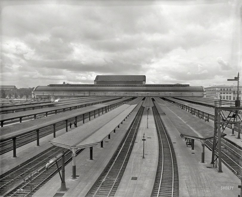 Washington, D.C., circa 1928. "Railyard, Union Station." 4x5 inch dry plate glass negative, Harris &amp; Ewing Collection. View full size.
