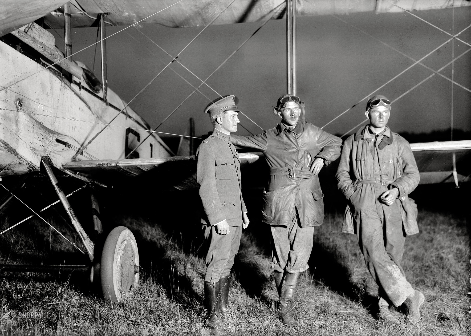 October 1919. "Transcontinental air race, Roosevelt Field, New York. Col. A. Miller, Lt. E.C. Kiel, Sgt. F.K. McKee." Bain News Service. View full size.